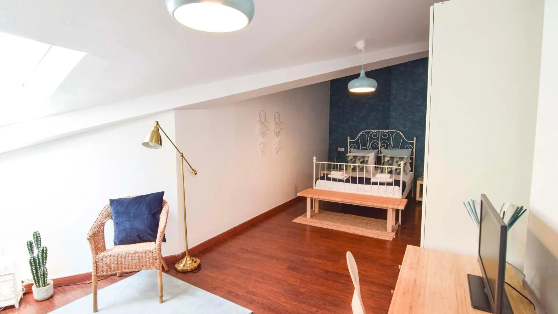 Letplanet Bishops Stay Malaga Apartment