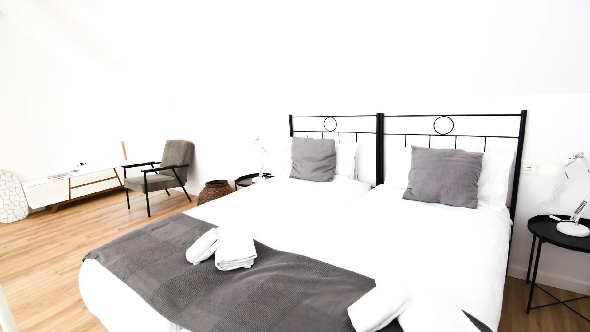 Apartment Letplanet Bishops Stay Malaga Spain